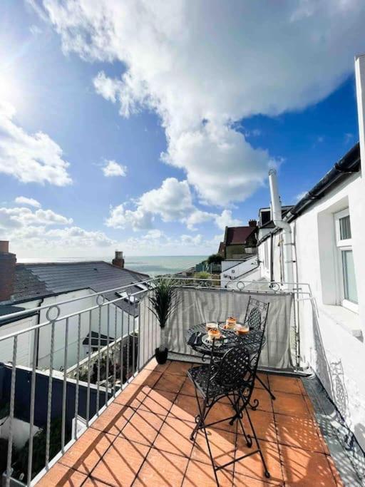Вілла *Stunning* The Botanist Rest Ventnor Iow Екстер'єр фото
