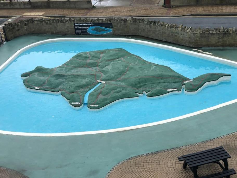 Вілла *Stunning* The Botanist Rest Ventnor Iow Екстер'єр фото